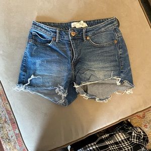 Low rise shorts